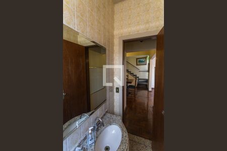 Casa à venda com 200m², 4 quartos e 4 vagasLavabo da Copa