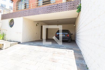 Casa à venda com 200m², 4 quartos e 4 vagasGaragem
