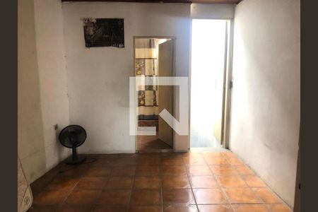 Casa à venda com 2 quartos, 120m² em Chora Menino, São Paulo
