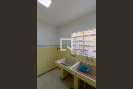 Casa para alugar com 152m², 2 quartos e 1 vagaÁrea de Serviço