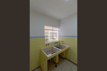 Casa para alugar com 152m², 2 quartos e 1 vagaÁrea de Serviço