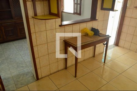 Casa para alugar com 180m², 3 quartos e 4 vagas Casa para alugar com 180m², 3 quartos e 4 vagasCozinha