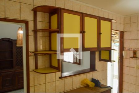 Casa para alugar com 180m², 3 quartos e 4 vagas Casa para alugar com 180m², 3 quartos e 4 vagasCozinha