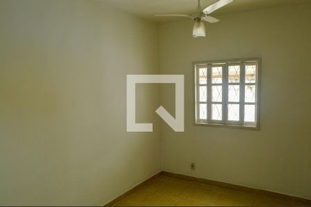 Quarto 1 de casa à venda com 3 quartos, 180m² em Pechincha, Rio de Janeiro