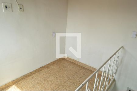 Casa para alugar com 180m², 3 quartos e 4 vagas Casa para alugar com 180m², 3 quartos e 4 vagasQuarto 2