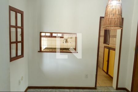 Casa para alugar com 180m², 3 quartos e 4 vagas Casa para alugar com 180m², 3 quartos e 4 vagasCozinha