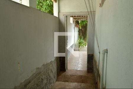 Casa para alugar com 180m², 3 quartos e 4 vagas Casa para alugar com 180m², 3 quartos e 4 vagasCorredor