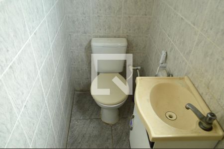 Casa para alugar com 180m², 3 quartos e 4 vagas Casa para alugar com 180m², 3 quartos e 4 vagasLavabo