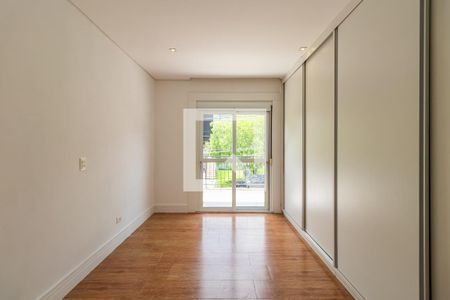 Casa de condomínio à venda com 400m², 3 quartos e 4 vagasSuíte 1