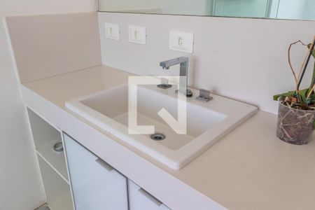 Casa de condomínio à venda com 400m², 3 quartos e 4 vagasBanheiro da Suíte 3