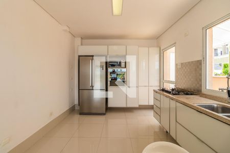 Casa de condomínio à venda com 400m², 3 quartos e 4 vagasCozinha