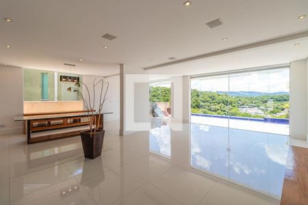 Sala de casa de condomínio à venda com 3 quartos, 400m² em Alphaville, Santana de Parnaíba