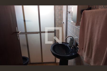 Casa à venda com 155m², 2 quartos e 4 vagasBanheiro