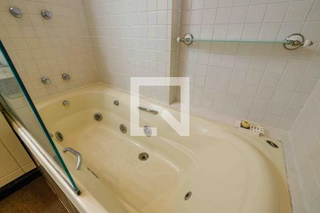 Apartamento à venda com 66m², 1 quarto e 2 vagasBanheiro Suíte