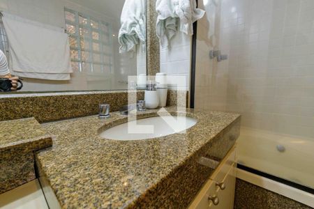 Apartamento à venda com 66m², 1 quarto e 2 vagasBanheiro Suíte