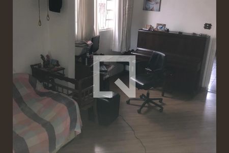 Casa à venda com 3 quartos, 240m² em Vila Camilopolis, Santo André