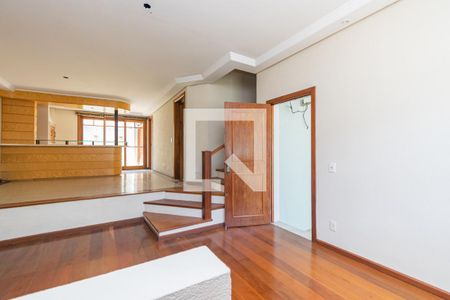 Sala de casa de condomínio à venda com 3 quartos, 220m² em Jardim Isabel, Porto Alegre