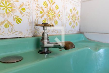 Casa à venda com 140m², 3 quartos e 1 vagaBanheiro - torneira