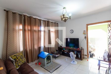 Sala de casa à venda com 3 quartos, 140m² em Vila Paranagua, São Paulo