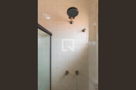 Casa à venda com 334m², 4 quartos e 2 vagasBanheiro