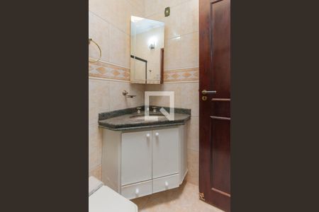 Casa à venda com 334m², 4 quartos e 2 vagasBanheiro da Suíte 1