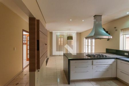 Casa à venda com 334m², 4 quartos e 2 vagasCozinha