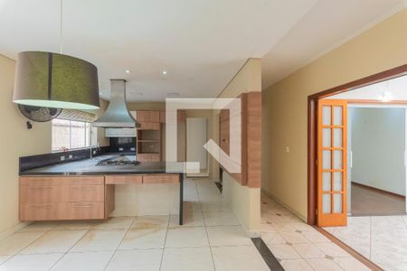 Casa à venda com 334m², 4 quartos e 2 vagasCozinha