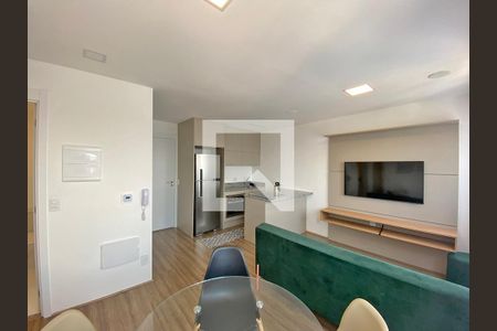 Sala/Cozinha de apartamento para alugar com 1 quarto, 36m² em Quarta Parada, São Paulo