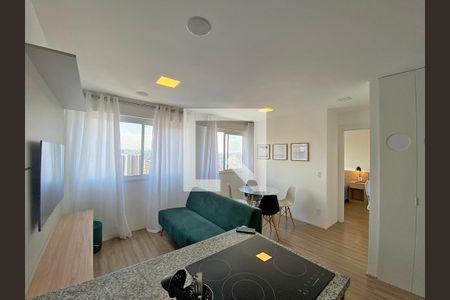 Sala/Cozinha de apartamento para alugar com 1 quarto, 36m² em Quarta Parada, São Paulo