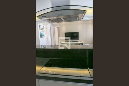 Apartamento para alugar com 76m², 2 quartos e 2 vagas Apartamento para alugar com 76m², 2 quartos e 2 vagasCozinha e Área de Serviço