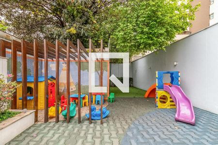 Apartamento para alugar com 76m², 2 quartos e 2 vagas Apartamento para alugar com 76m², 2 quartos e 2 vagasÁrea comum - Playground