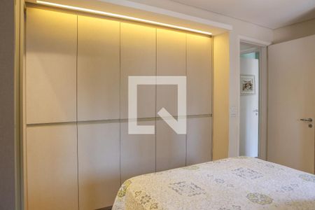 Suíte de apartamento para alugar com 2 quartos, 76m² em Perdizes, São Paulo