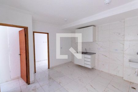 Sala/Cozinha de apartamento para alugar com 2 quartos, 42m² em Vila Nhocuné, São Paulo
