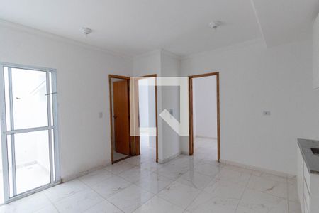 Sala/Cozinha de apartamento para alugar com 2 quartos, 42m² em Vila Nhocuné, São Paulo