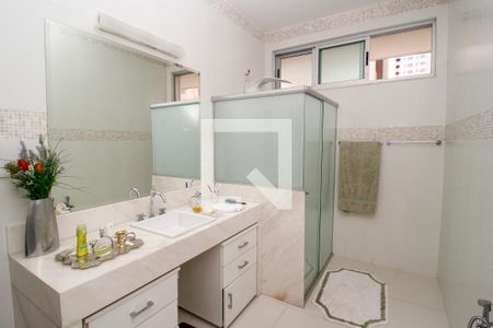 Apartamento à venda com 540m², 5 quartos e 6 vagas Apartamento à venda com 540m², 5 quartos e 6 vagasBanheiro Social