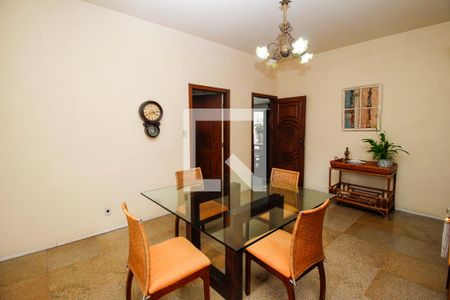 Apartamento à venda com 540m², 5 quartos e 6 vagas Apartamento à venda com 540m², 5 quartos e 6 vagasCopa