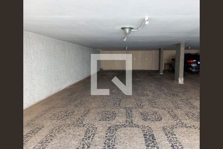 Apartamento à venda com 540m², 5 quartos e 6 vagas Apartamento à venda com 540m², 5 quartos e 6 vagasGaragem 1/2/3/4/5/6