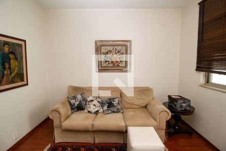 Sala de TV de apartamento à venda com 5 quartos, 540m² em Lourdes, Belo Horizonte