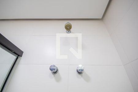 Apartamento para alugar com 76m², 2 quartos e 1 vaga Apartamento para alugar com 76m², 2 quartos e 1 vagaBanheiro da Suíte 1