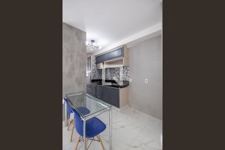 Apartamento para alugar com 76m², 2 quartos e 1 vaga Apartamento para alugar com 76m², 2 quartos e 1 vagaCozinha