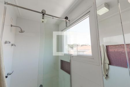 Casa à venda com 632m², 4 quartos e 6 vagas Casa à venda com 632m², 4 quartos e 6 vagasBanheiro da Suíte 1
