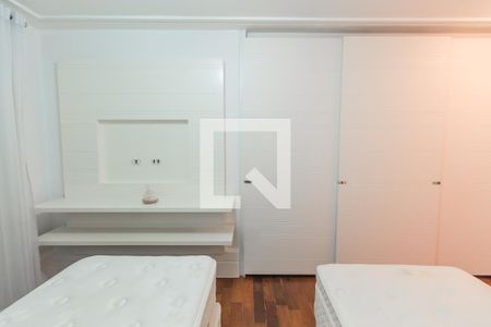 Casa à venda com 632m², 4 quartos e 6 vagas Casa à venda com 632m², 4 quartos e 6 vagasSuíte 2