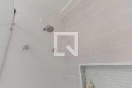 Casa à venda com 632m², 4 quartos e 6 vagas Casa à venda com 632m², 4 quartos e 6 vagasBanheiro da Suíte 2