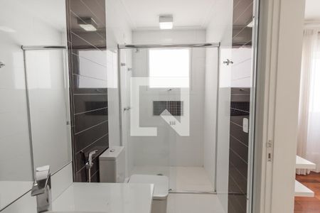 Casa à venda com 632m², 4 quartos e 6 vagas Casa à venda com 632m², 4 quartos e 6 vagasBanheiro da Suíte 3