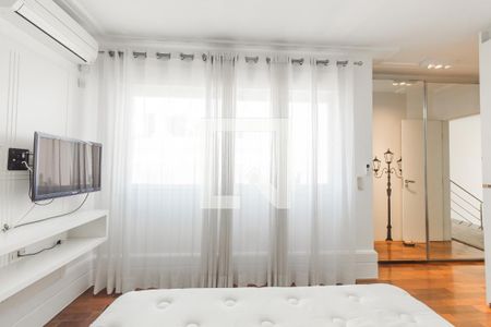 Casa à venda com 632m², 4 quartos e 6 vagas Casa à venda com 632m², 4 quartos e 6 vagasSuíte 3