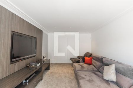 Casa à venda com 632m², 4 quartos e 6 vagas Casa à venda com 632m², 4 quartos e 6 vagasSala de TV