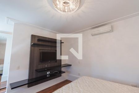 Casa à venda com 632m², 4 quartos e 6 vagas Casa à venda com 632m², 4 quartos e 6 vagasSuíte 4
