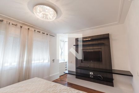 Casa à venda com 632m², 4 quartos e 6 vagas Casa à venda com 632m², 4 quartos e 6 vagasSuíte 4