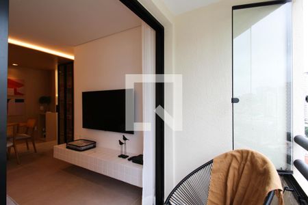 Varanda  de apartamento à venda com 2 quartos, 58m² em Vila Olímpia, São Paulo
