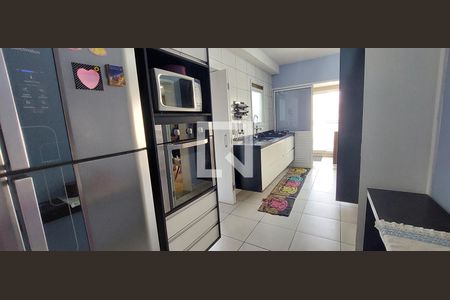 Apartamento à venda com 115m², 3 quartos e 2 vagasCozinha